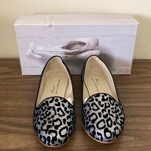 Anniel silver glitter black slip on flats size 36